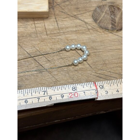 Gold Chain Necklace With 7 Pearls Elegant Design From Korea - Picture 5 of 6